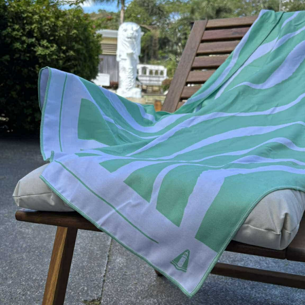 Quick Drying Towel - Seafoam Waves